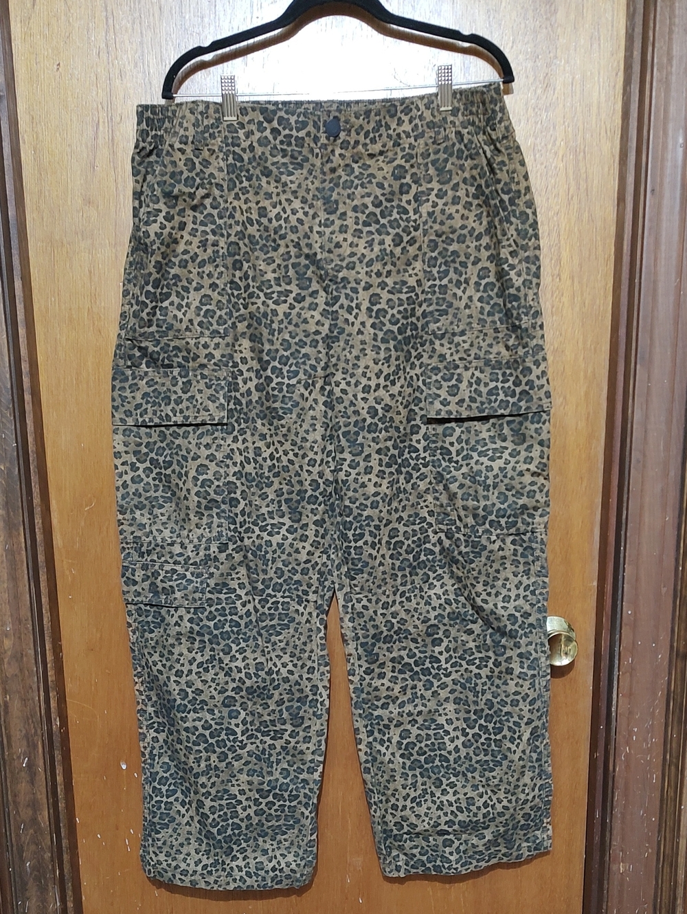 Leopard Print Cargo Pants - Brown